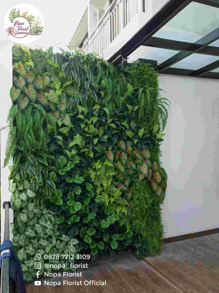 Taman Vertikal Garden tiruan