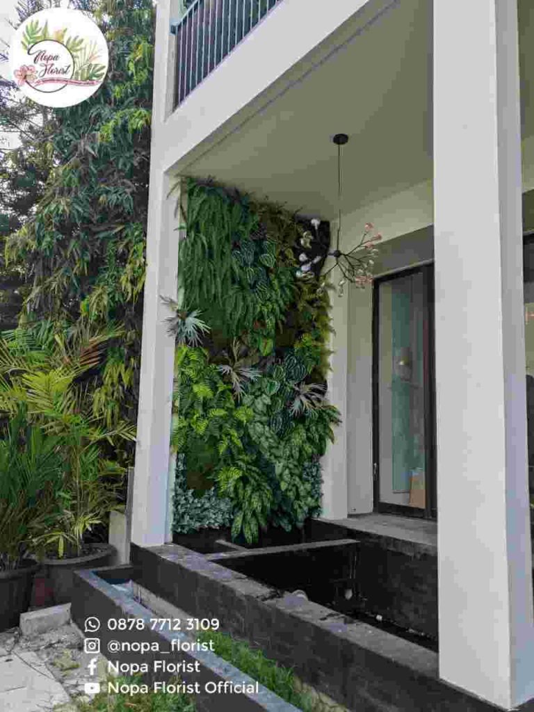 Taman Vertikal Garden Artificial 